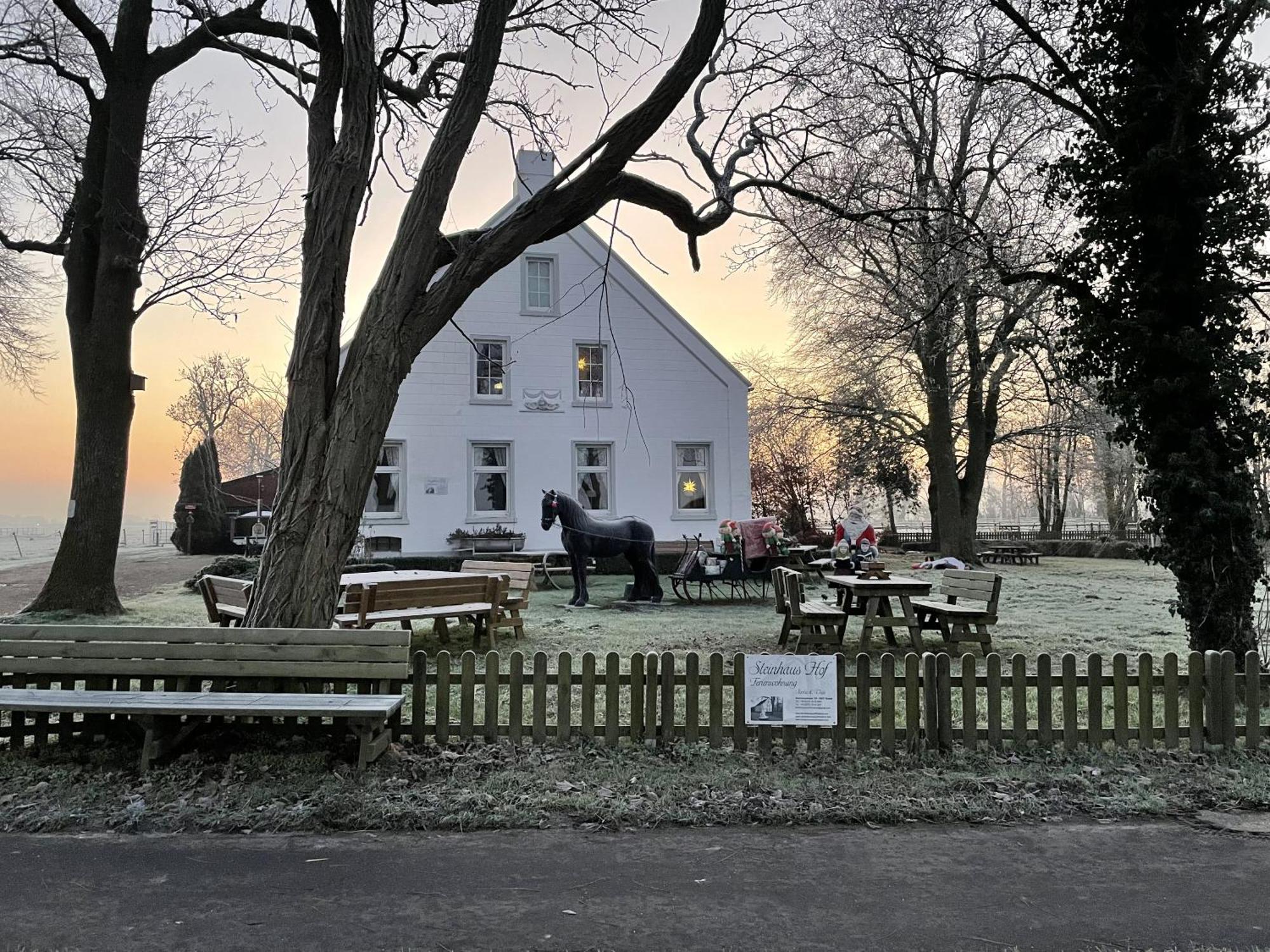 Steinhaus Hof Villa Bunde  Kültér fotó